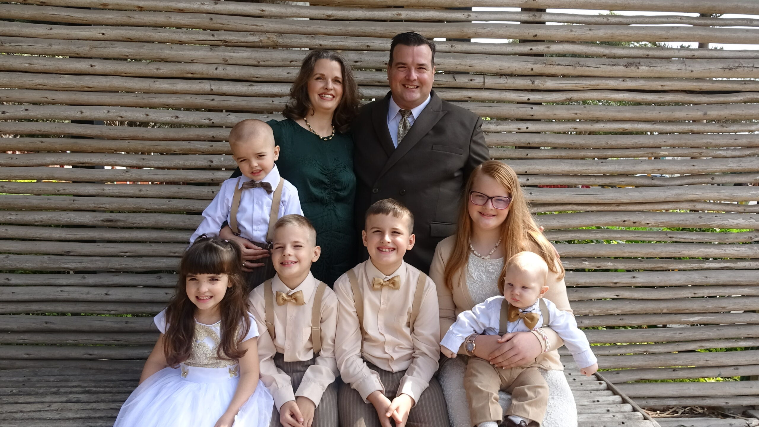 FBMI Missionary Mark Rader Family Photo 2022
